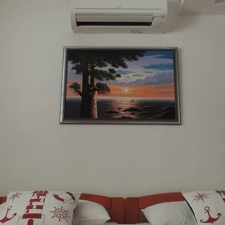 Apartman Mia *